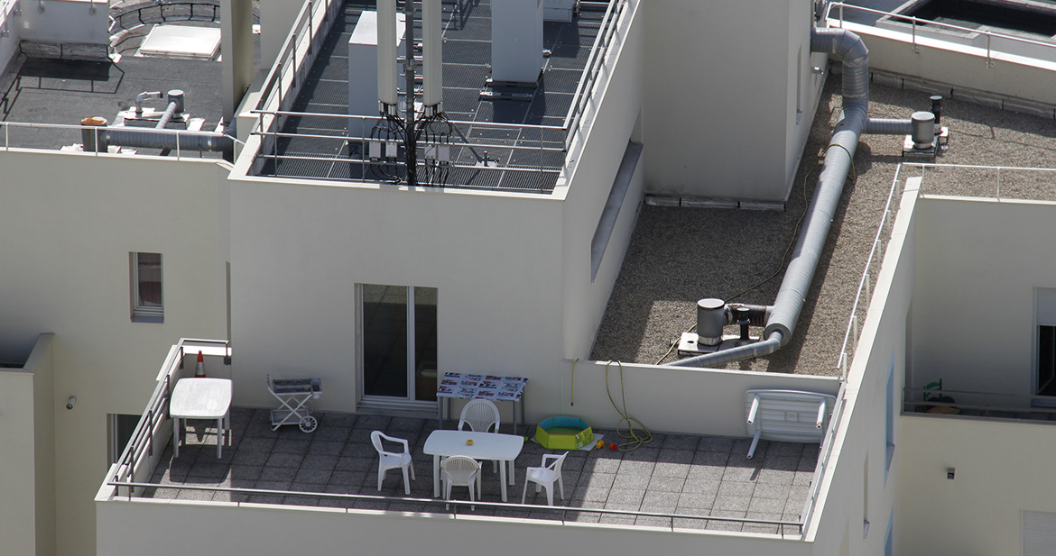 Beautiful Stone as a Functional Rooftop Paving